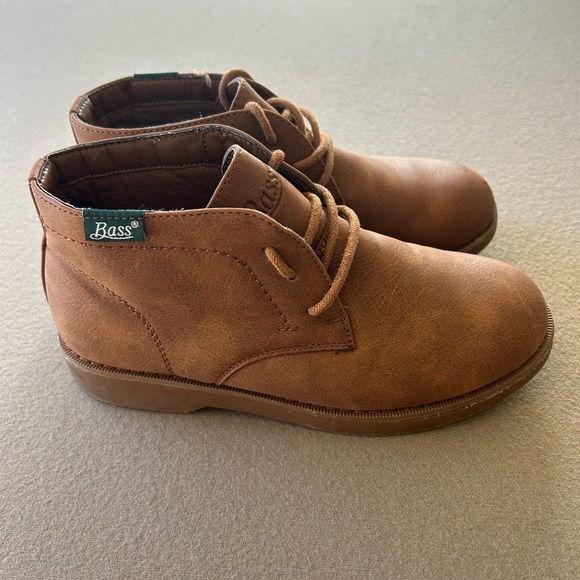 G.H. Bass & Co. Other - G.H. Bass & Co Boys Boots Leather Size 2, gently worn, great condition​